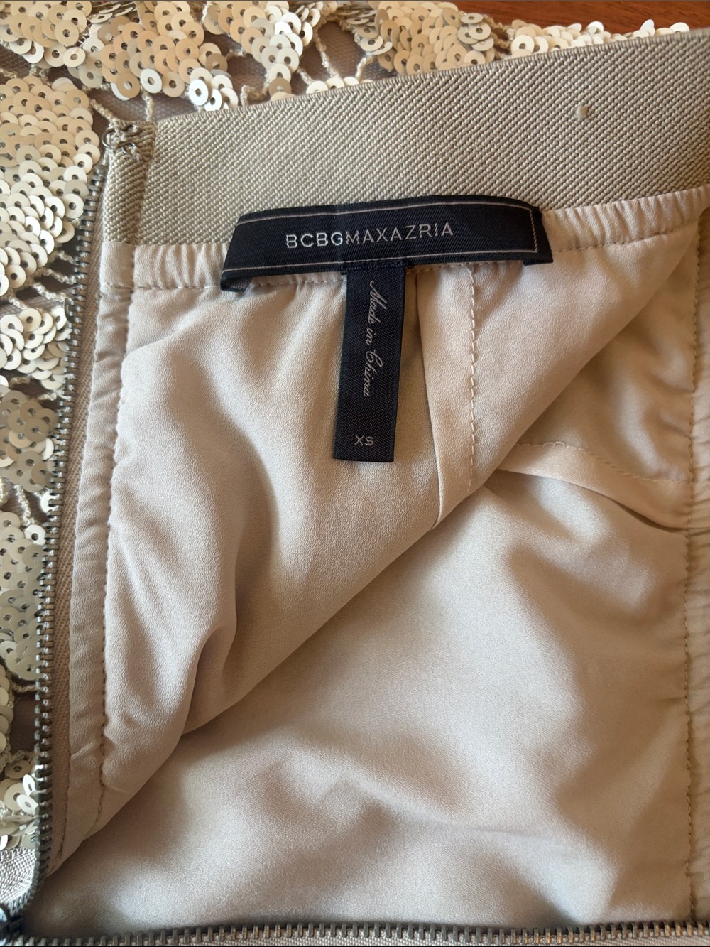 BCBGMaxAzria Beige Floral Sequin Pencil Skirt - Picture 3 of 4